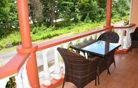 Reef Holiday Apartments - 78