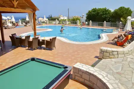 Pilot's Villas Luxury Suites - 10