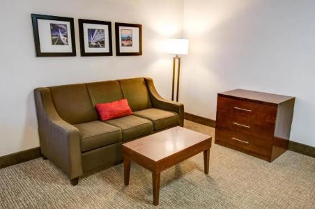 Comfort Inn Redding Near I-5 - 36