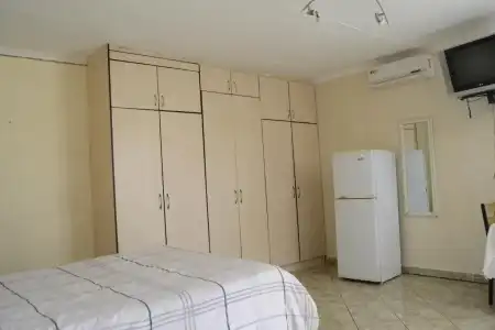 Sharon Rose Guesthouse - 17