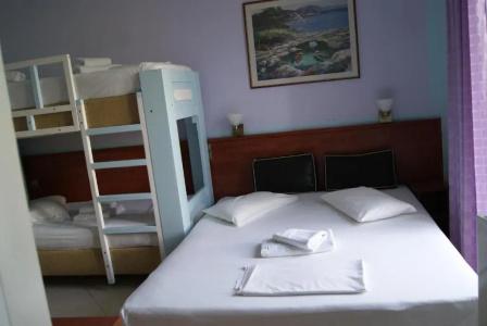 Diethnes - 53