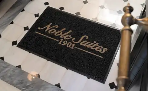 Noble Suites - 100