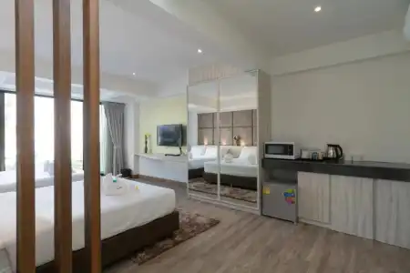 Destination Patong - 102