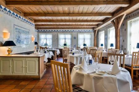 & Restaurant Jörg Müller - 10