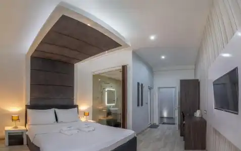 Central Park Residence Guest House - 45