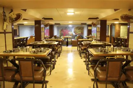 Maharana Inn Chembur - 8
