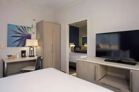 SureStay by Best Western Santa Monica - 46