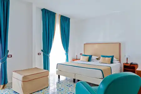 Mediterranea & Convention Center - 14
