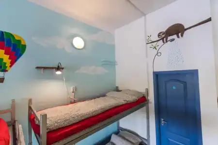 Island Hostel - Adults only - 24