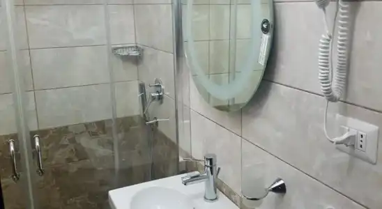 Bristol Tirana - 9
