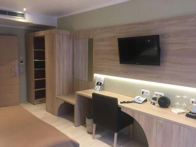 Hotel-Restaurant Barbarossahof - 4