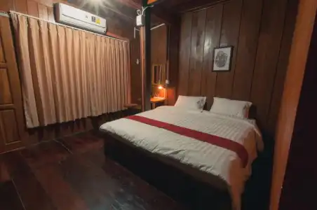 The History Cafe' & Guesthouse - 22
