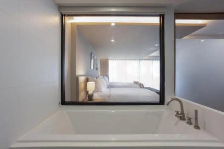 Anona Beachfront Phuket Resort - 55