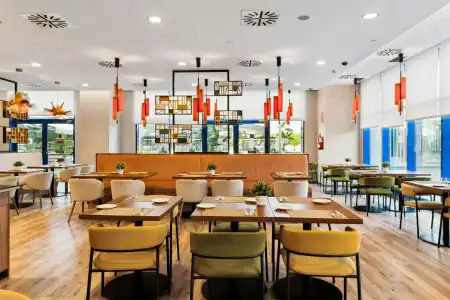 Hilton Garden Inn Sevilla - 29