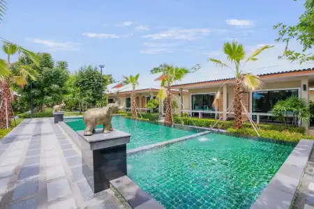 Tontan Resort Cha-Am - 20