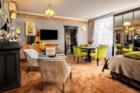 Balthazar Design - 24