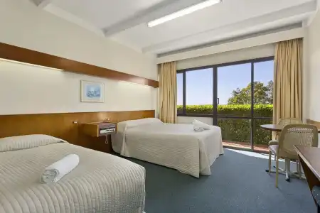 Village Family Motor Inn - 21