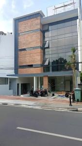 LeGreen Suite Sudirman - 16