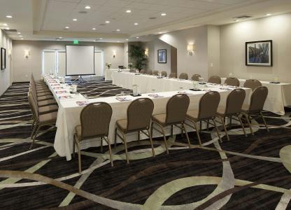 Hilton Garden Inn Marina Del Rey - 45