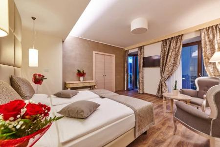 Lake Front Brenzone - 333