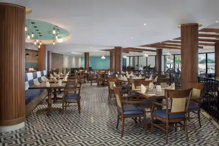 The Royal Sands Resort & Spa All Inclusive - 32