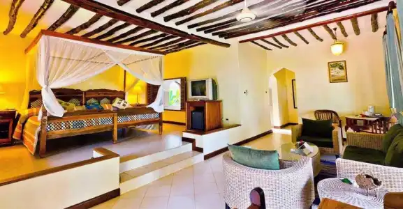 Bluebay Beach Resort & Spa - 5