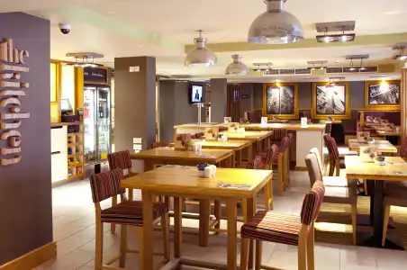 Premier Inn London Leicester Square - 26