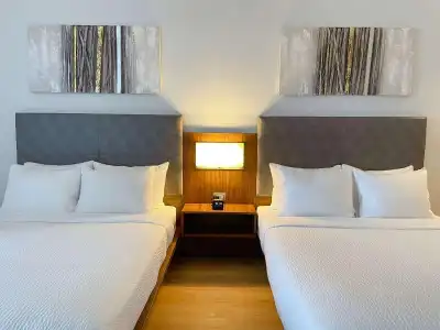 Quality Inn - 6