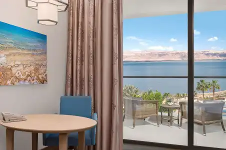 Hilton Dead Sea Resort & Spa - 6