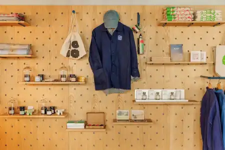 Hobo - 24