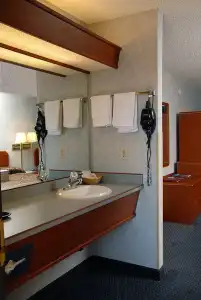 Redmond Inn - 6