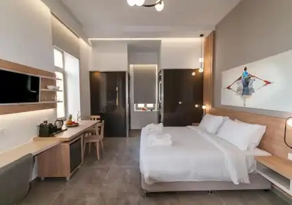 Epavli Boutique - 87