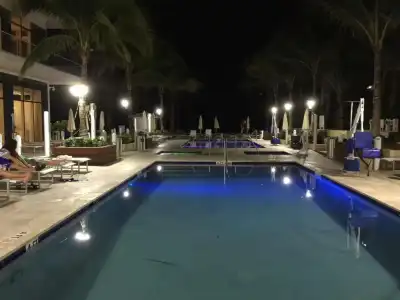 Grand Beach Surfside West - 32