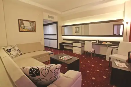 Marwa - 60