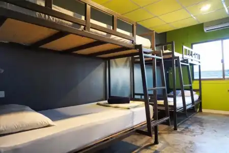 B&B House & Hostel - 23