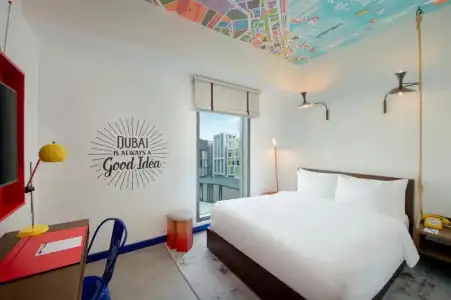 Hampton by Hilton Dubai Al Seef - 10