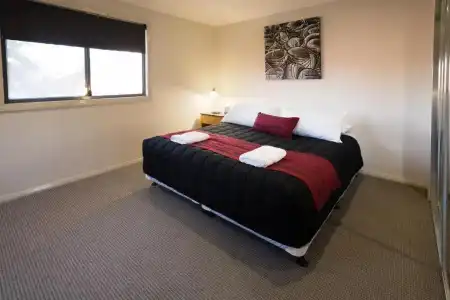 Cardiff Executive Apartments - 41