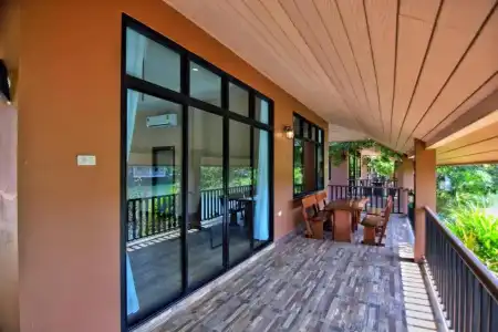 Pirom Lake and Resort - 49