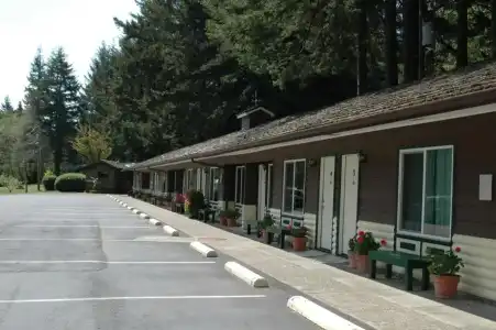 Park Motel and Cabins - 17