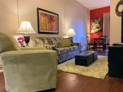 30A Inn & Suites - 90