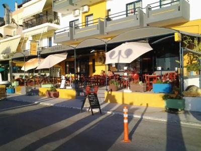 Danaos - 8
