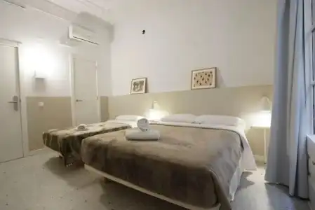 Hostal Hera - 0