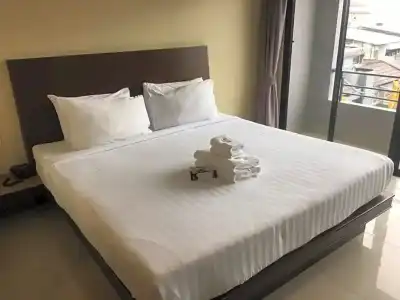 Wsotel and Serviced Apartment - 66