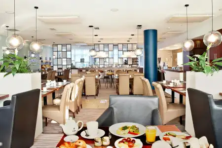 Courtyard by Marriott Dresden - 28