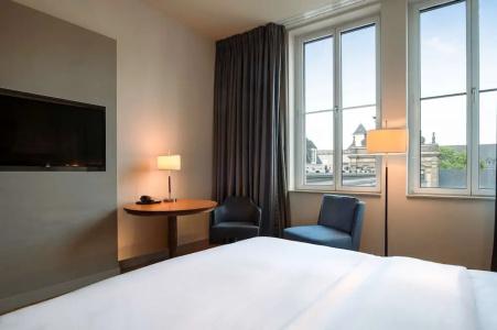 Hilton Cologne - 43