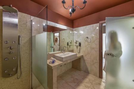 Elegance Luxury Executive Suites - Adults Only - 44