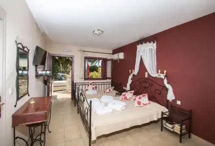 GreKa Ionian Suites - 17