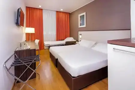 Best Western Falck Village - 49