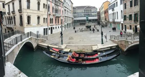 Romantic Escapade in Venice - 21