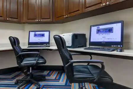 Hampton Inn & Suites Clearwater/St. Petersburg-Ulmerton Road, FL - 15